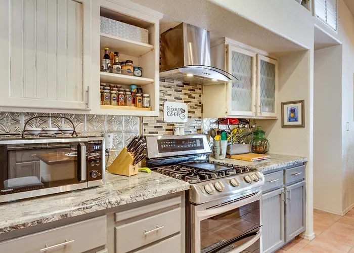 Desert Oasis W/ Private Pool & Gym! * Yuma